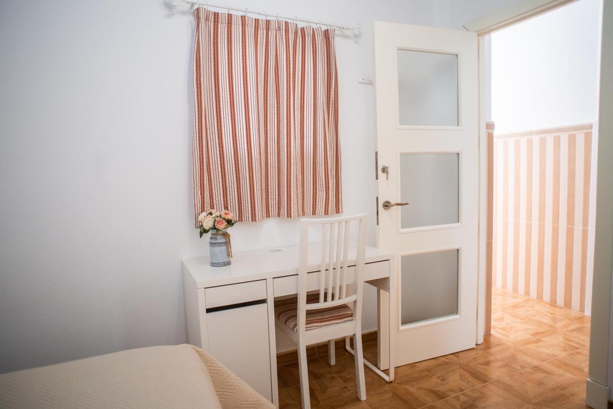 Apartamento Encarnacion Playa Caleta Cadiz Ngoại thất bức ảnh